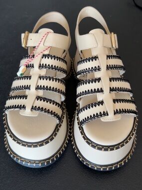 NEW - OFF-WHITE SAND ARTISANAL
FISHERMAN PLATFORM. Size 7